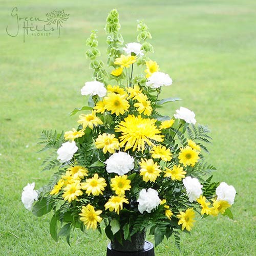greenhillsflorist.com | Bereavement Arrangement funeral sympathy flower